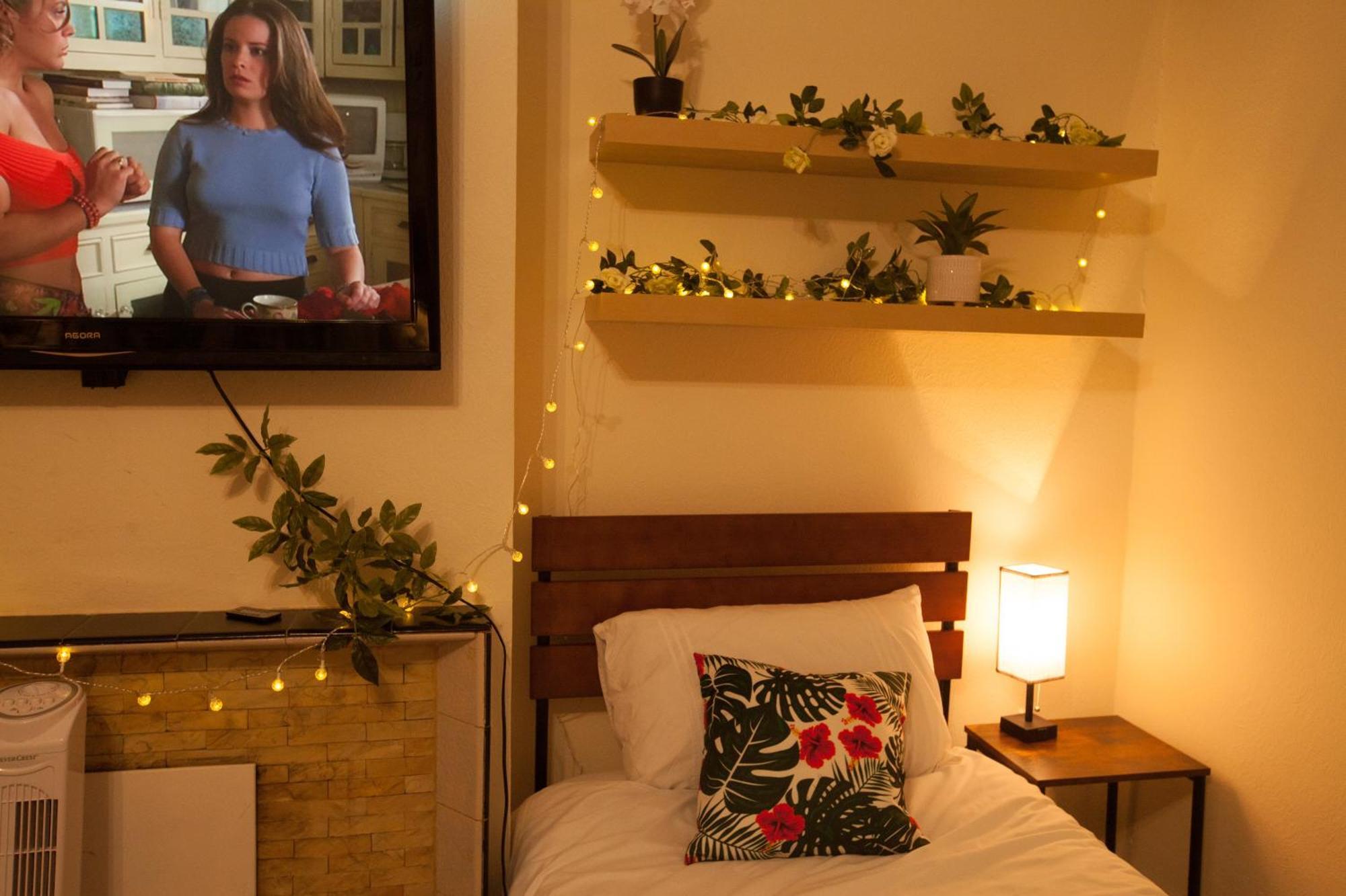 Kingston Garden House With Free Parking Appartamento